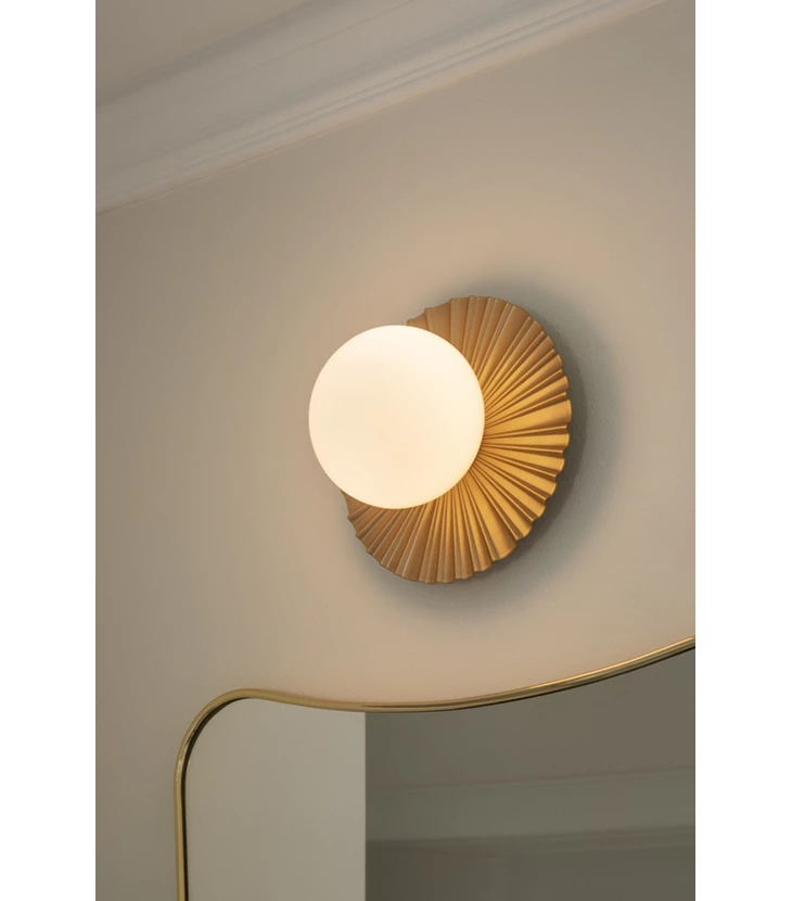 Wall / Ceiling Lamp Liila Muuse Small IP44, nordic gold / opal