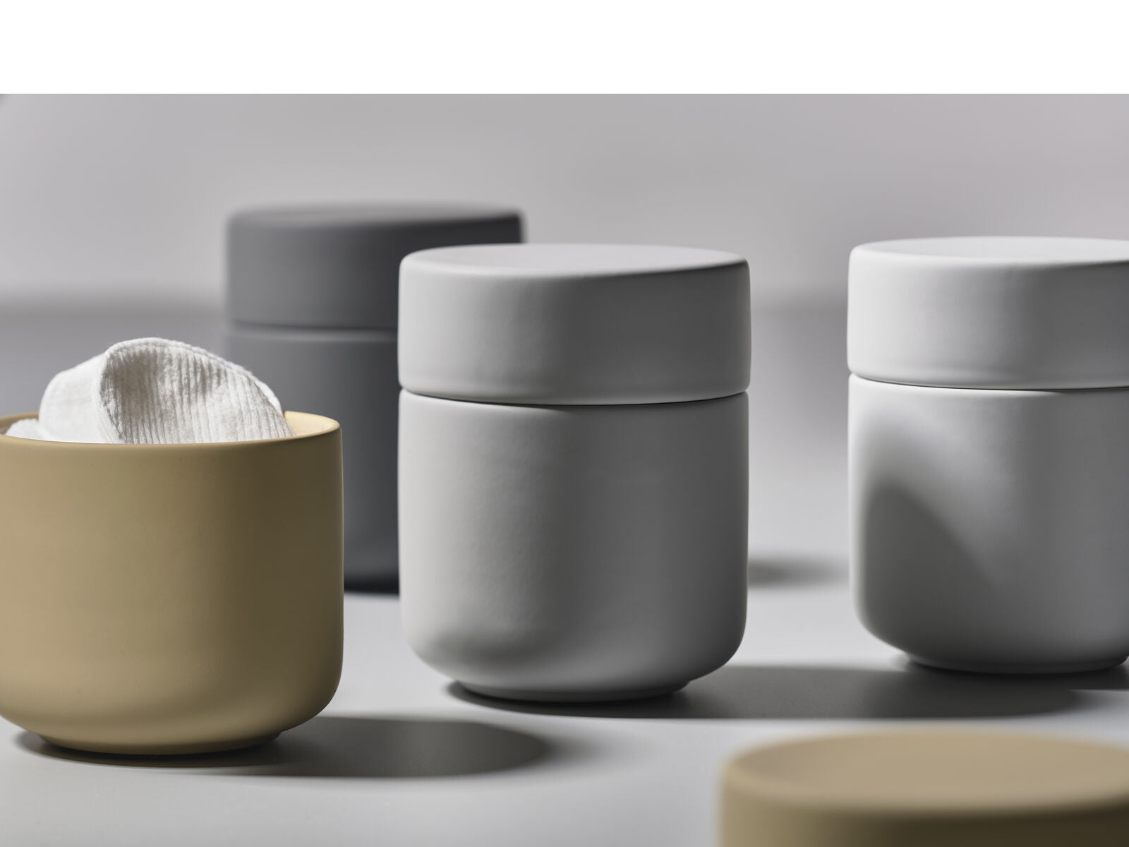 Zone Ume Jar with Lid - Grey
