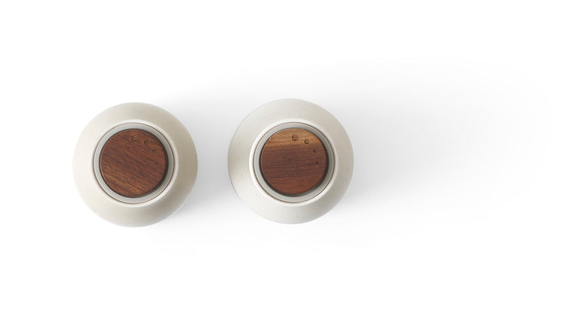 Bottle Grinder, 2-Piece - Sand with walnut lid