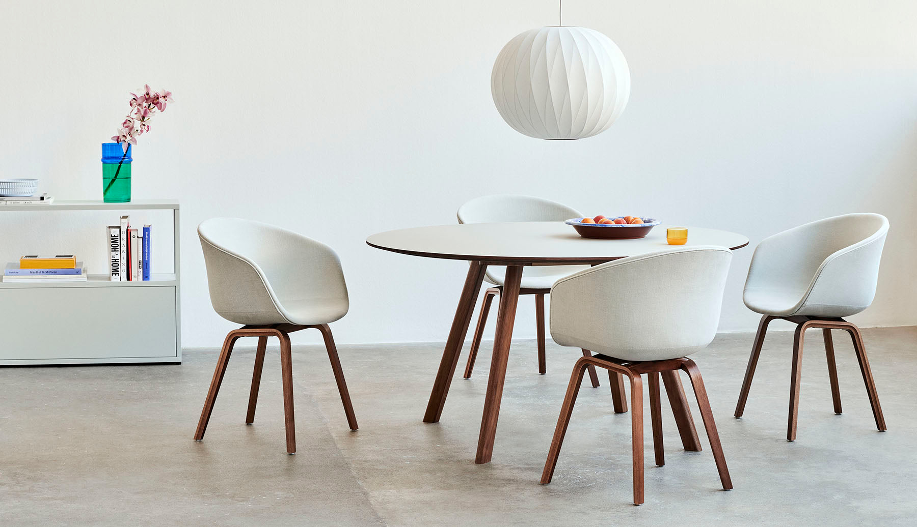 Corp de iluminat suspendat Nelson Ball Crisscross Bubble