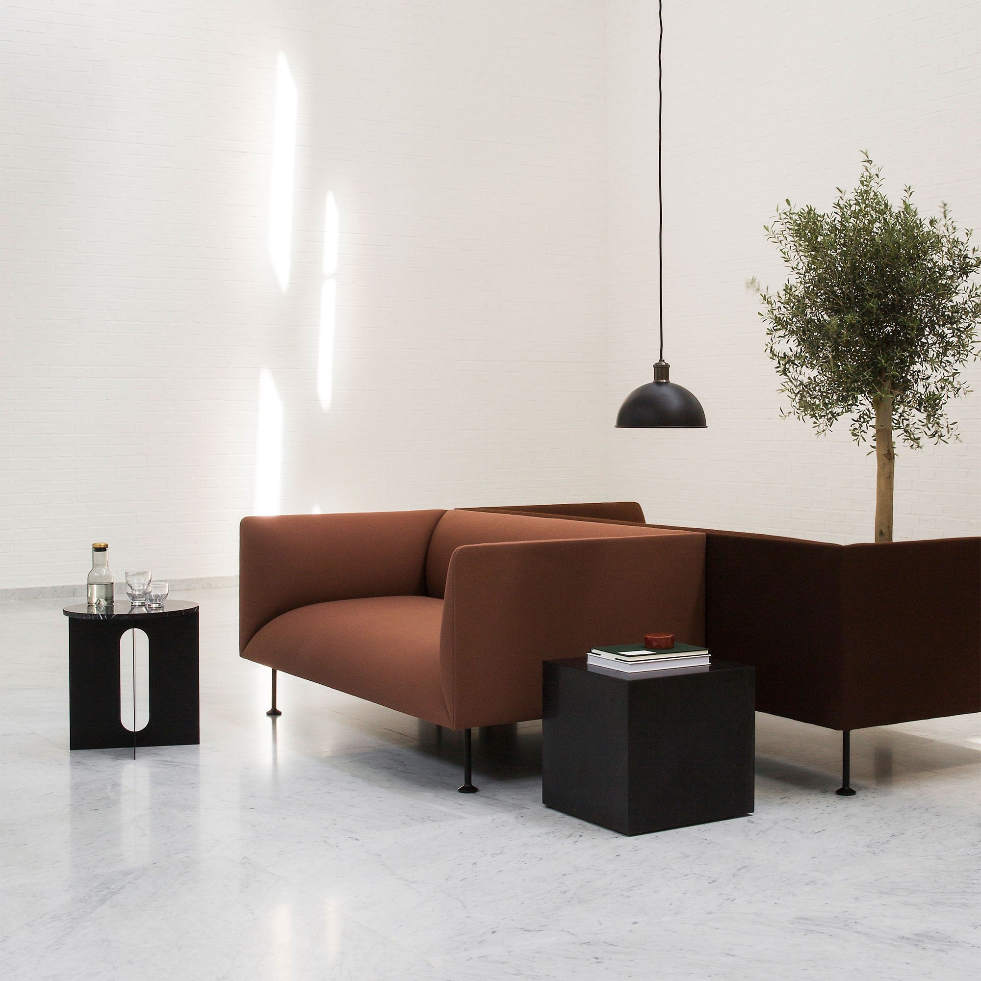 Androgyne Side Table Base - Black
