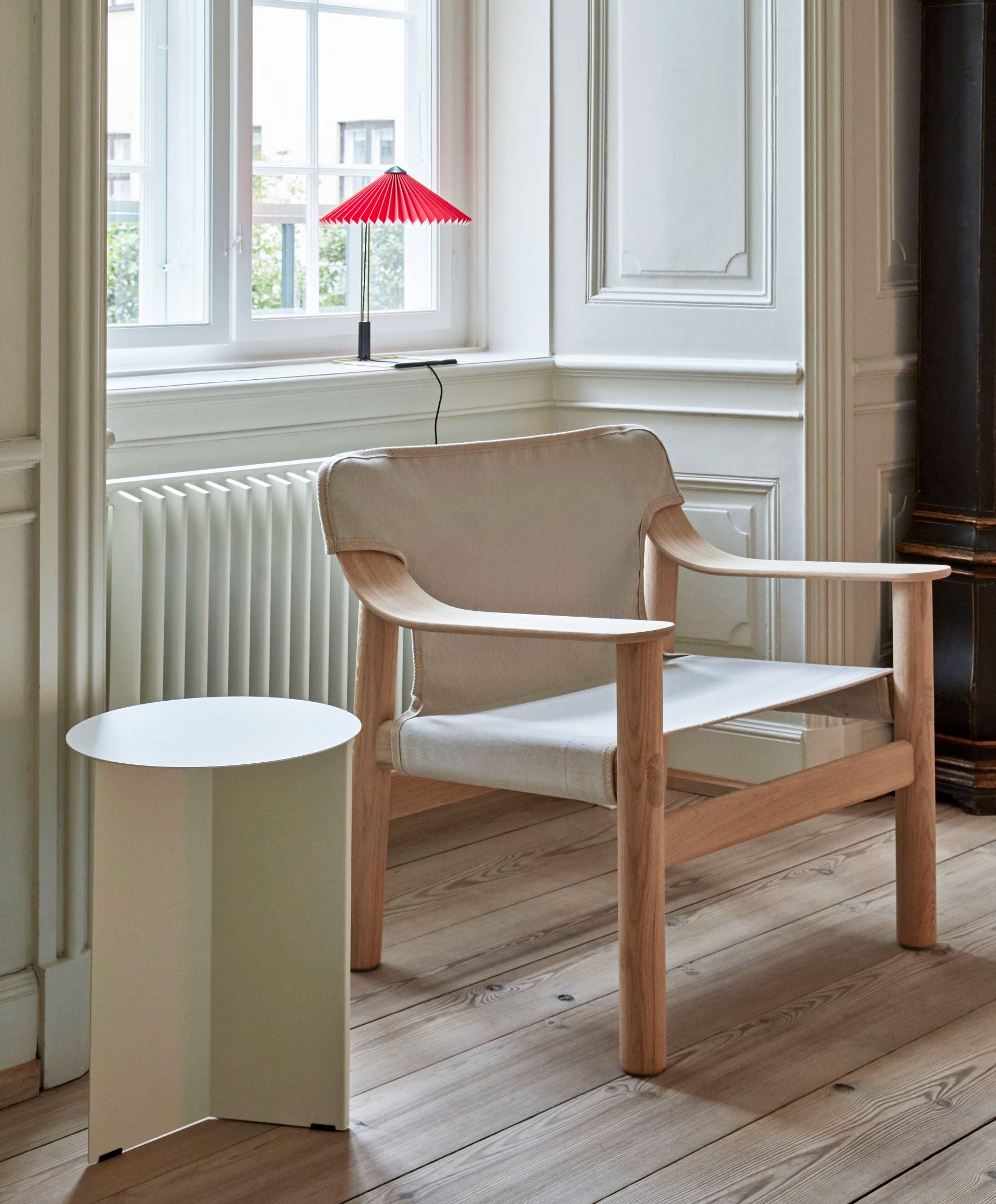 High Slit Side Table - White