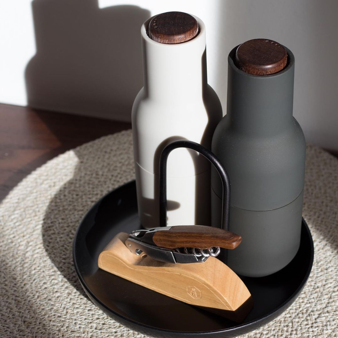 Bottle Grinder, 2-Piece - Carbon / Ash with walnut lid