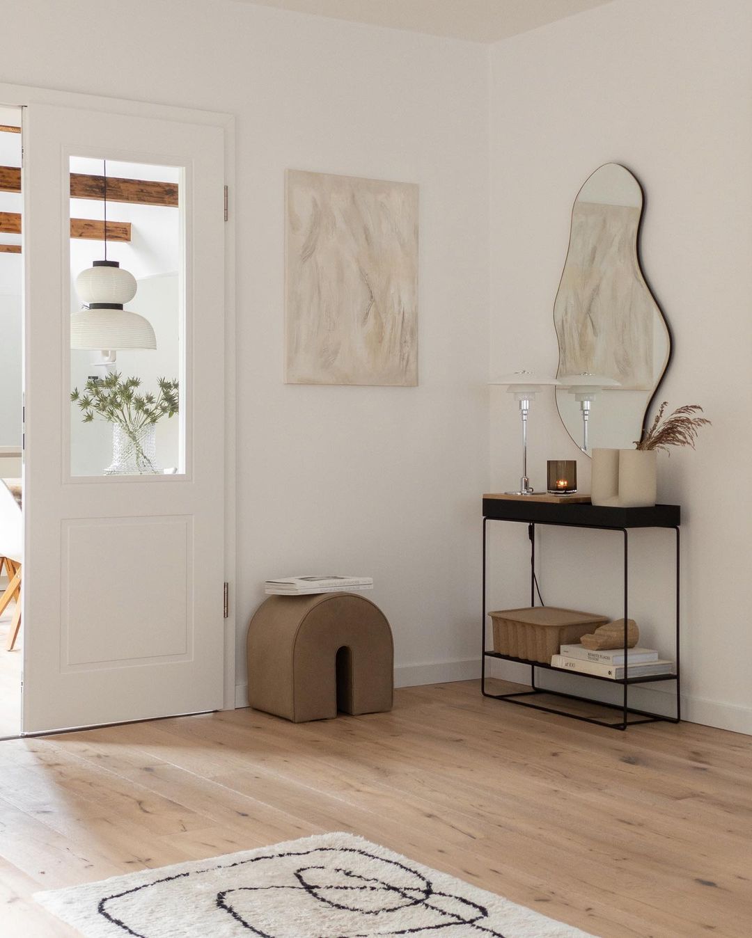 Curved Pouf | Light Brown Leather