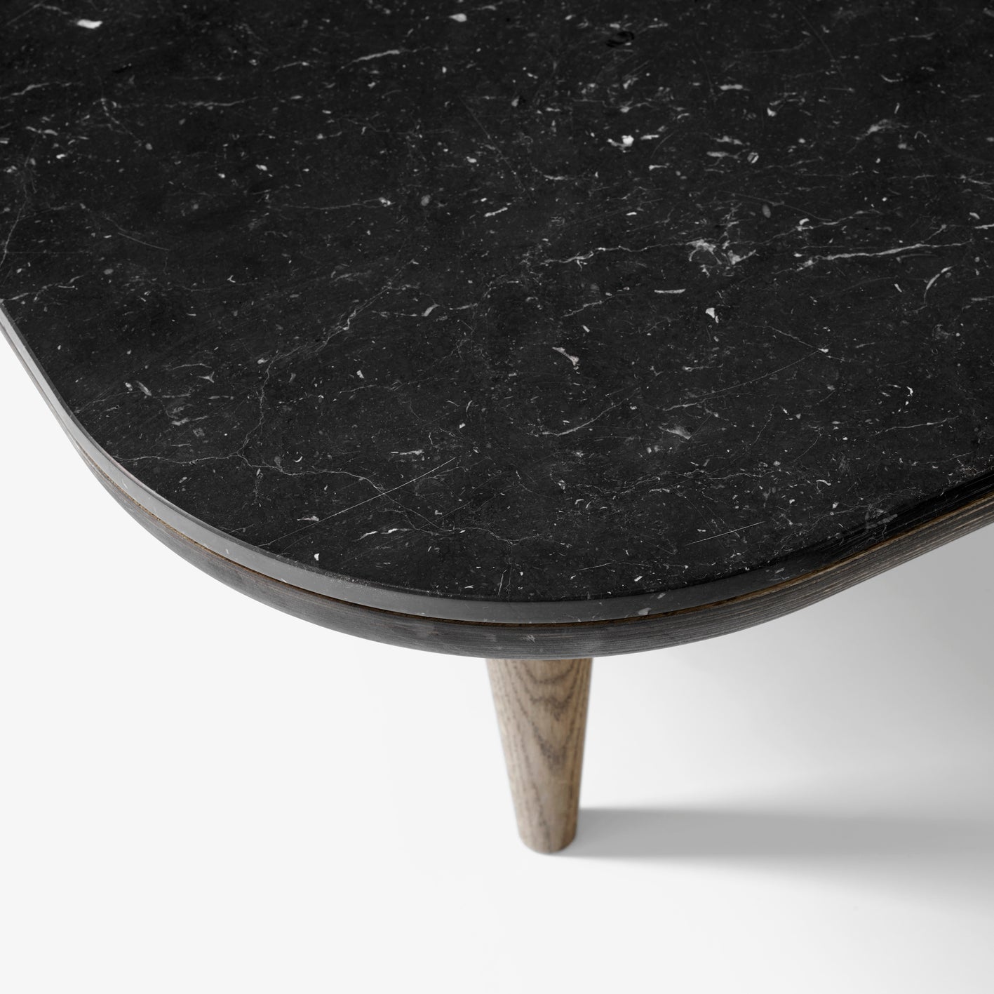 Fly Lounge Table SC5, Long - Smoked Oiled Oak w. honed Nero Marquina marble