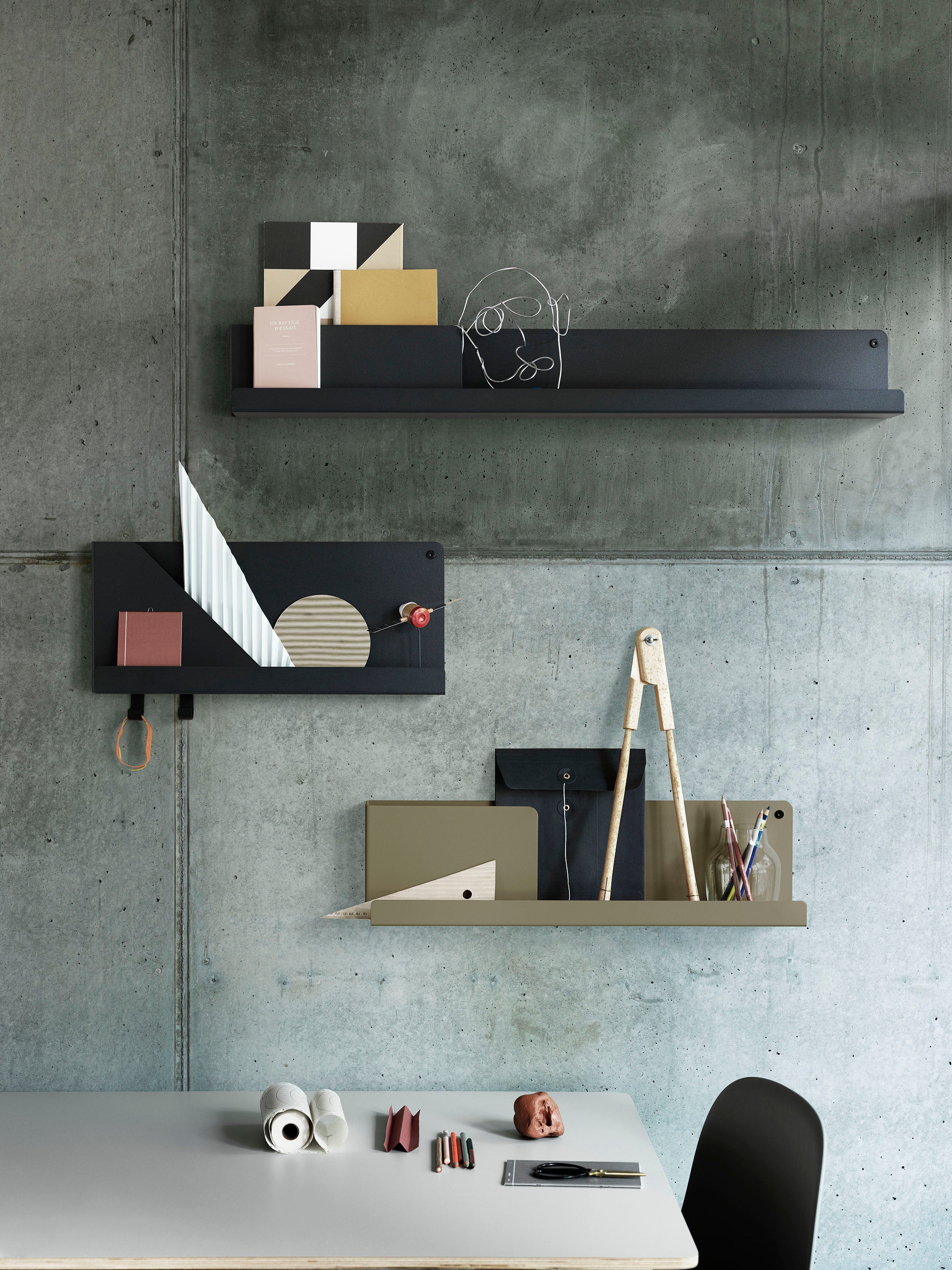 Folded Shelves 96 x 13 cm - Black