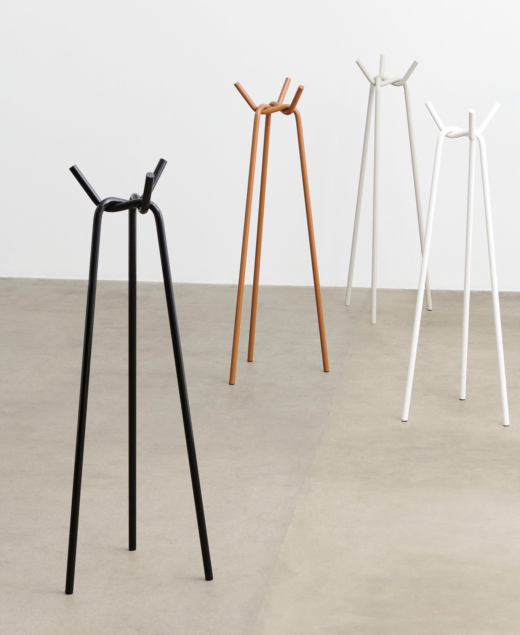 Knit Coat rack - Black