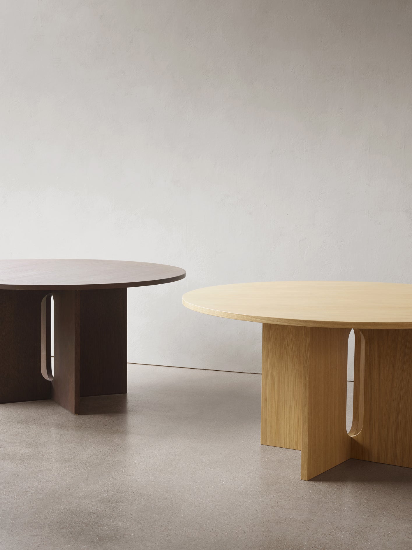 Androgyne Dining Table 150 Natural Oak