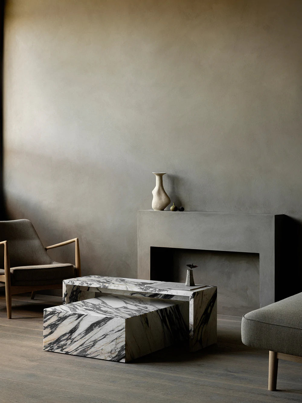 Plinth Bridge - Calacatta Viola Marble