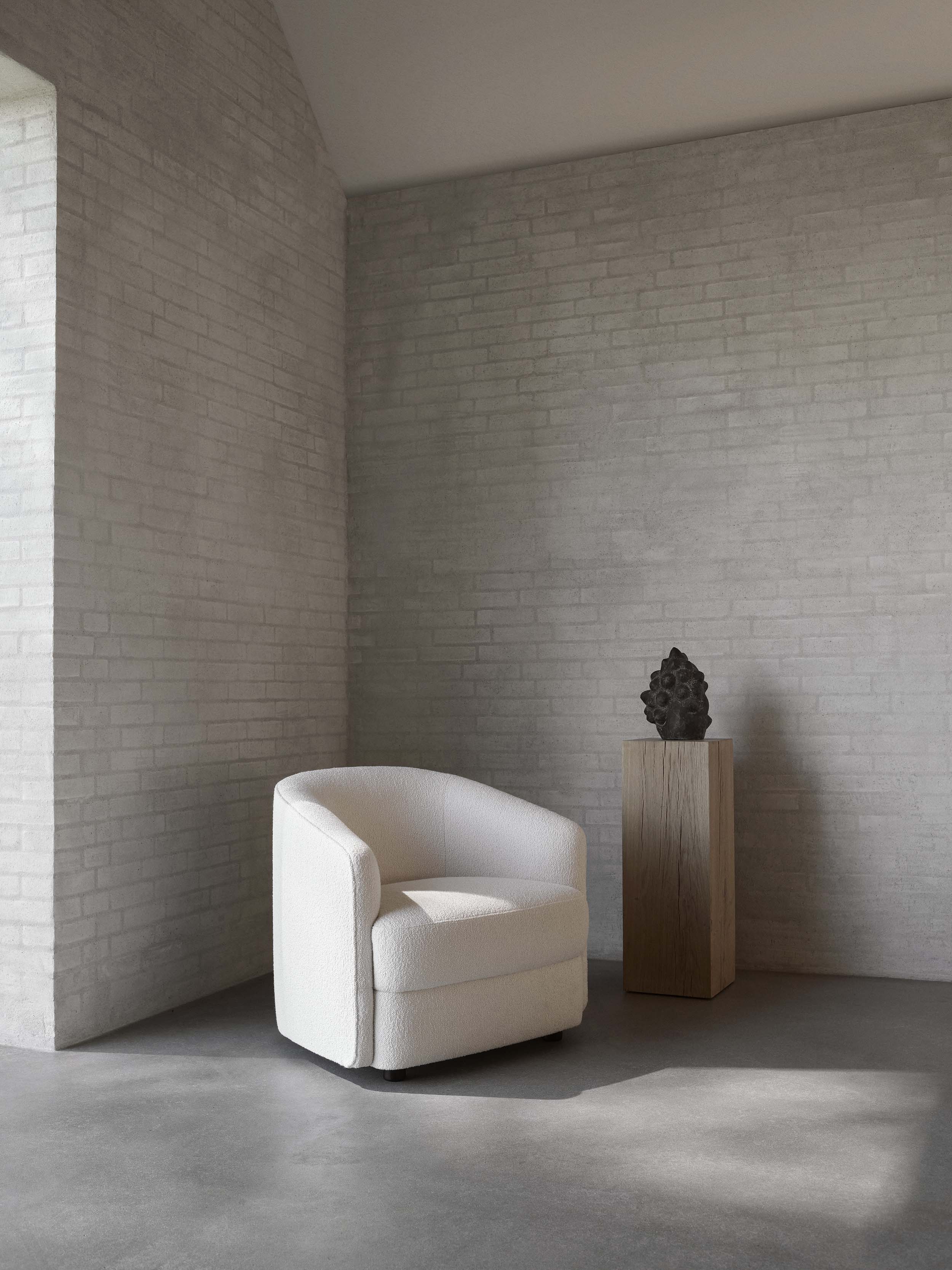 Covent Lounge Chair