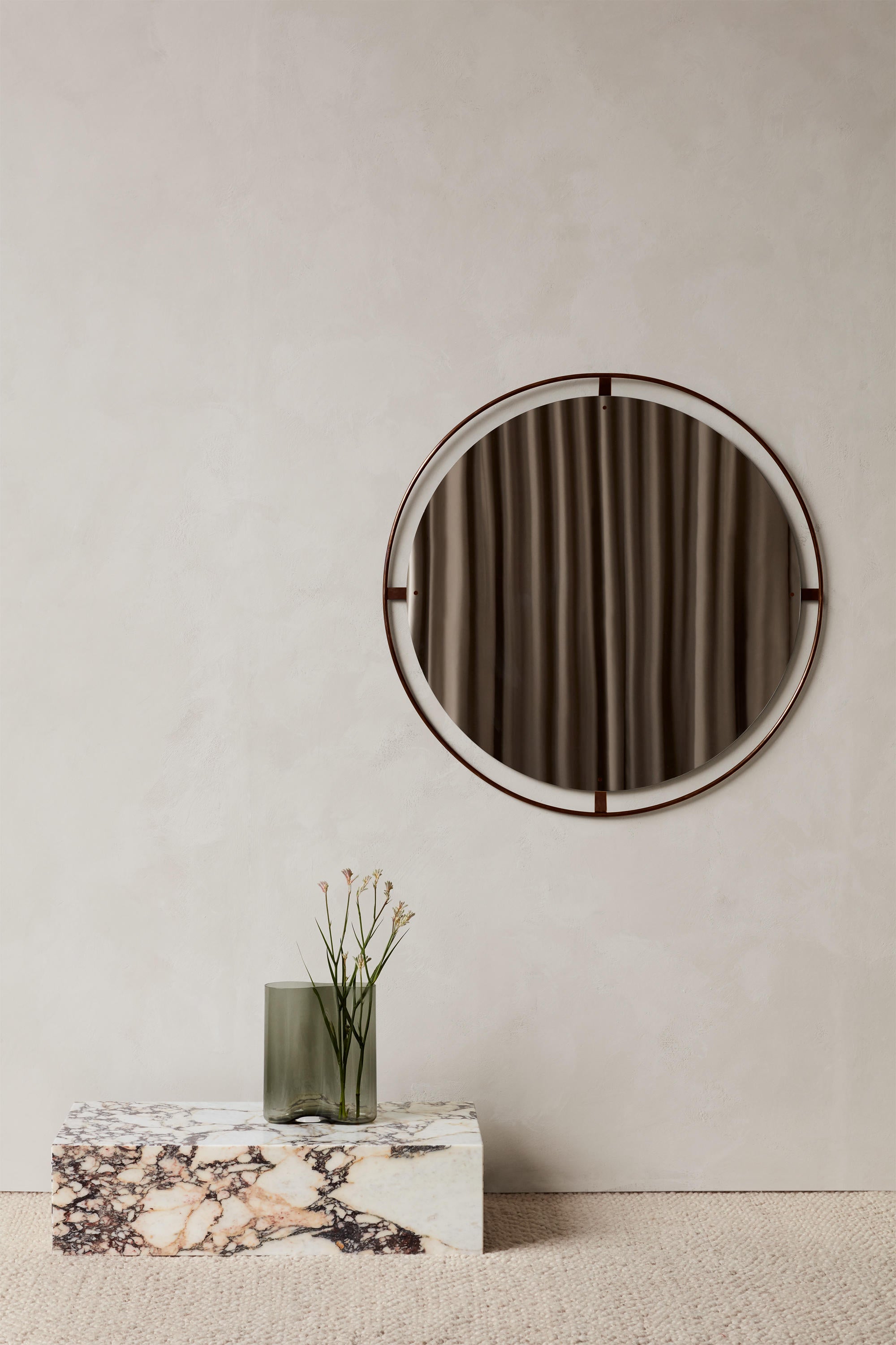 Nimbus Mirror, Ø110 - Bronzed brass