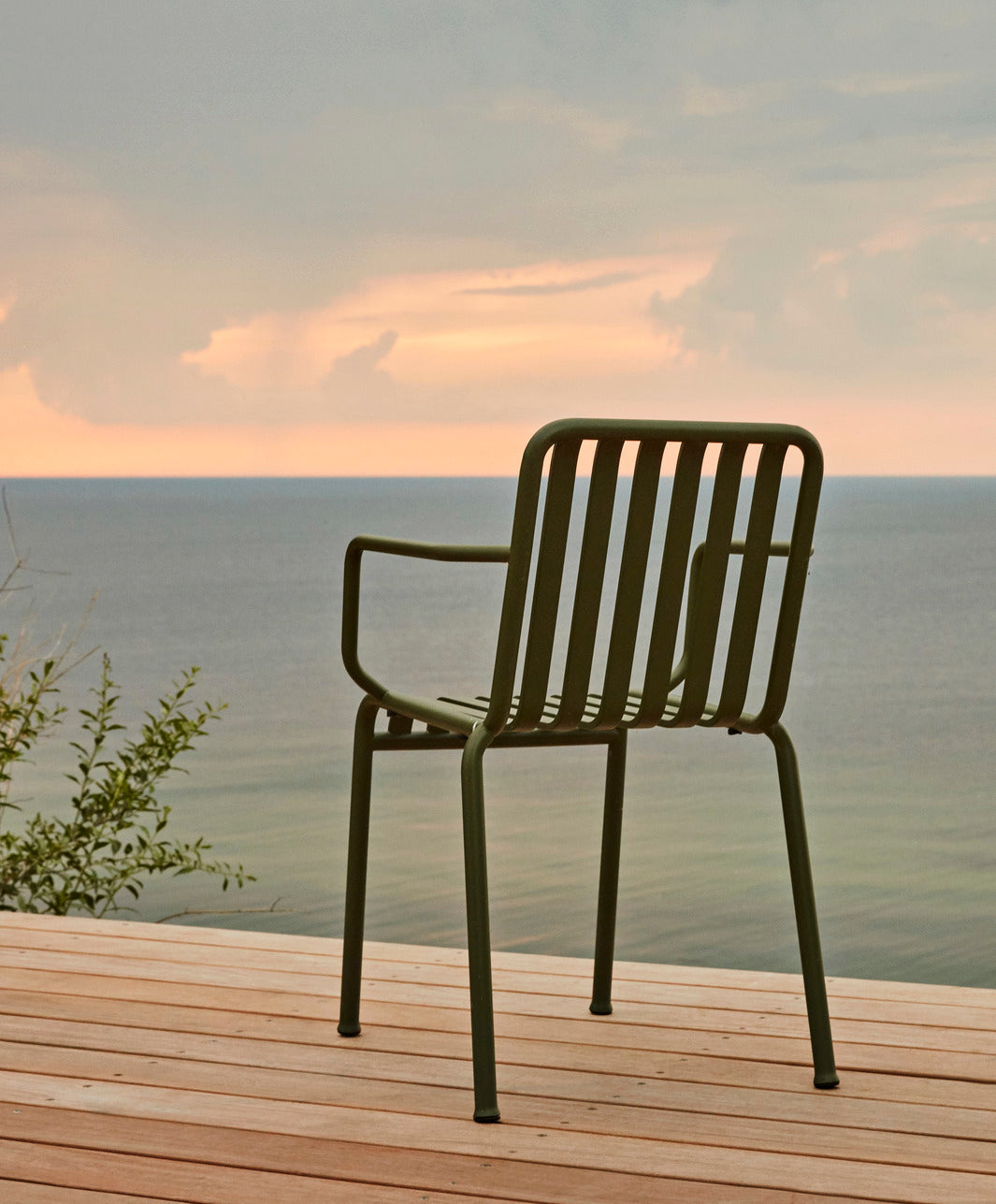 Palissade Armchair - Olive