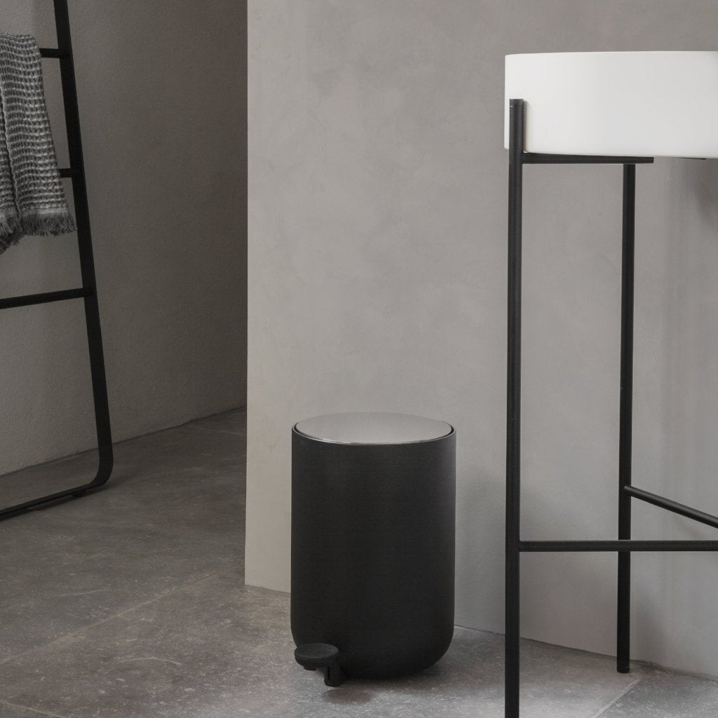 Pedal bin - Black