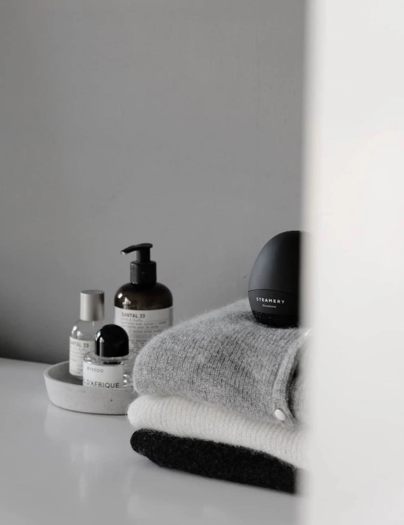 Pilo Fabric Shaver - Black