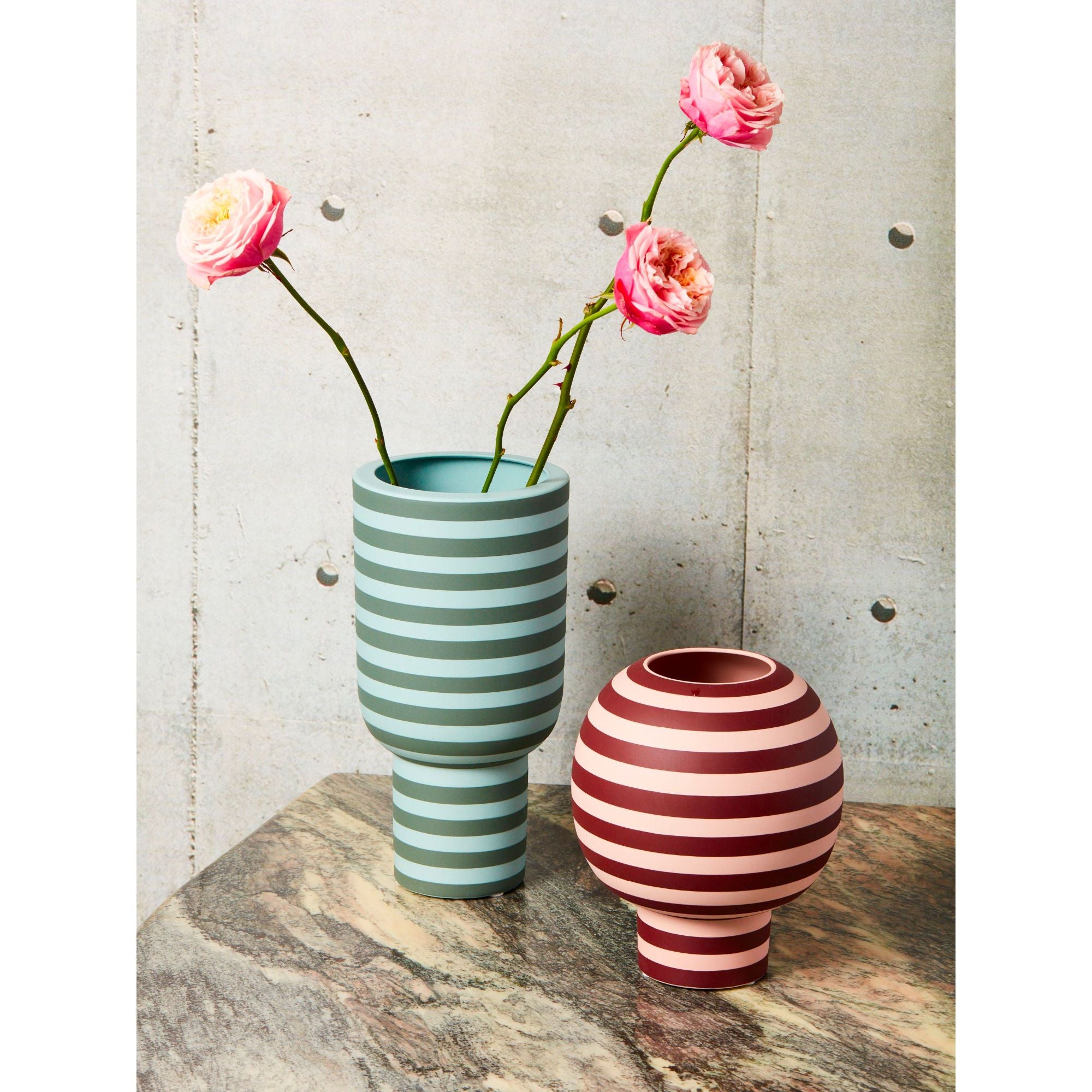 Varia Sculptural Vase Dusty Green/Forest