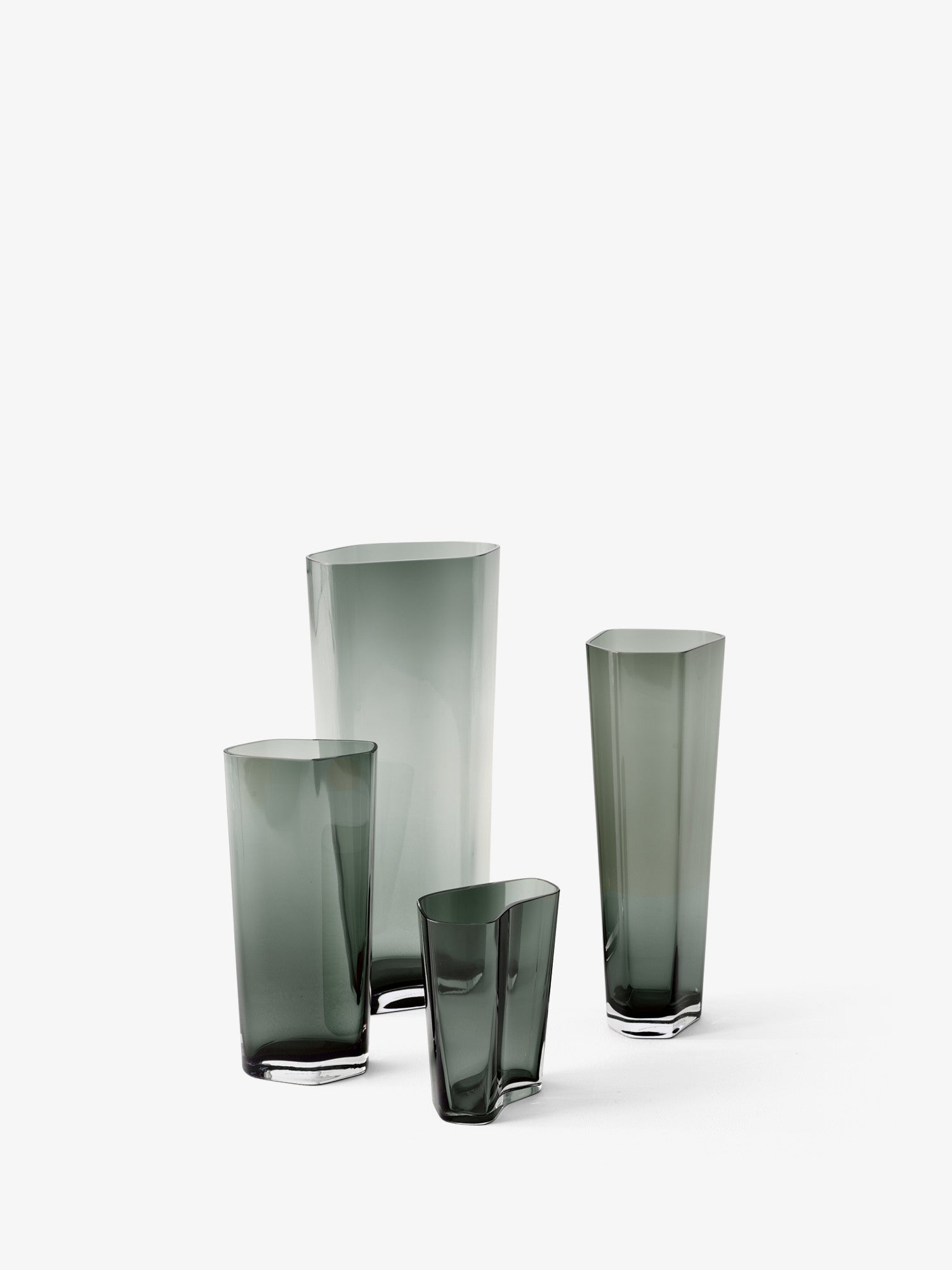 Collect Glass Vase, Small SC35 - Smoked