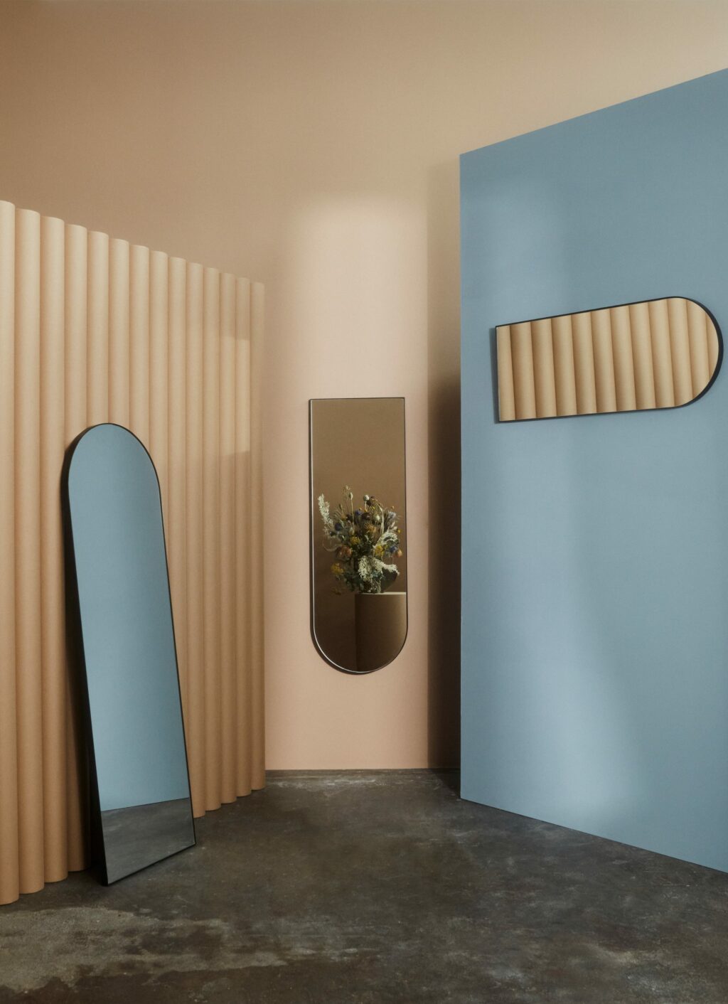 Arcus Mirror