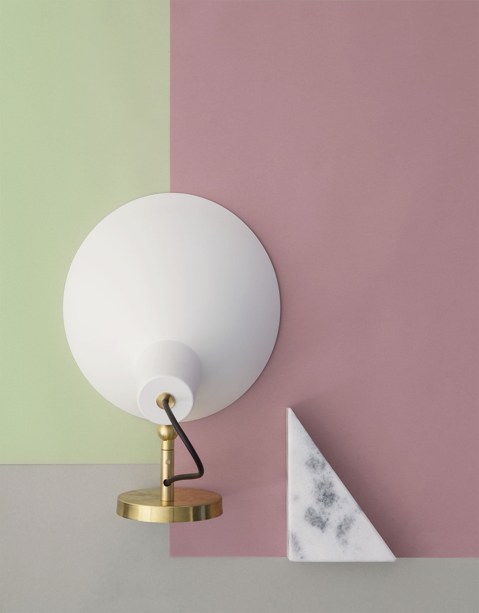 VV Cinquanta Wall - Brass mount, White reflector